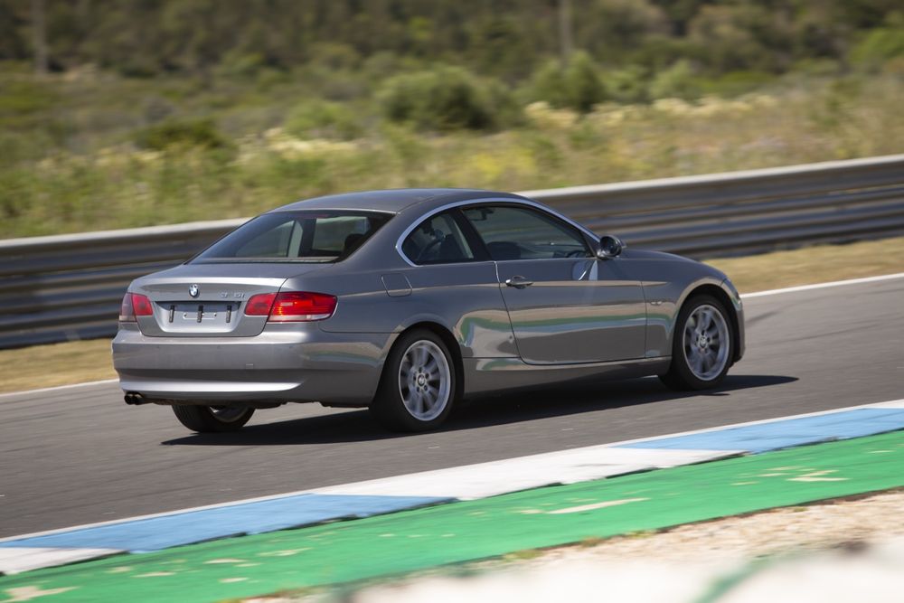 Bmw e92 325i convertido