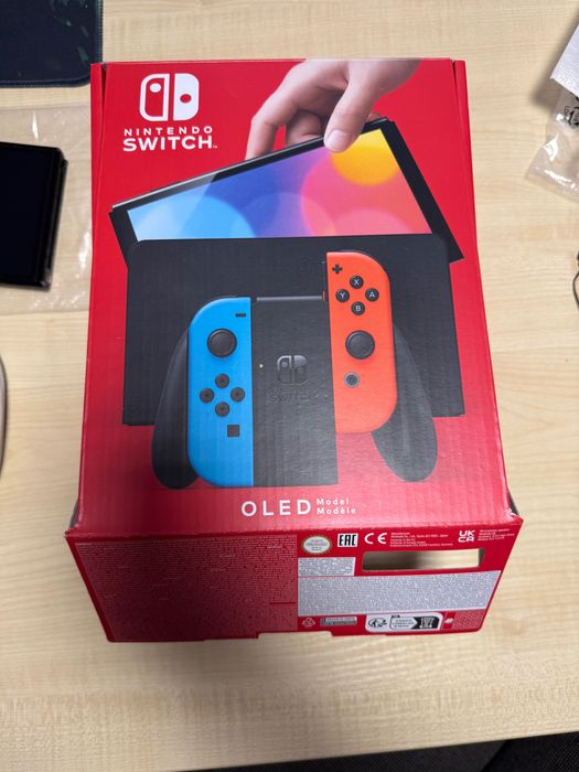 Nintendo Switch OLED Neon Blue / Neon Red + etui + karta 128 GB