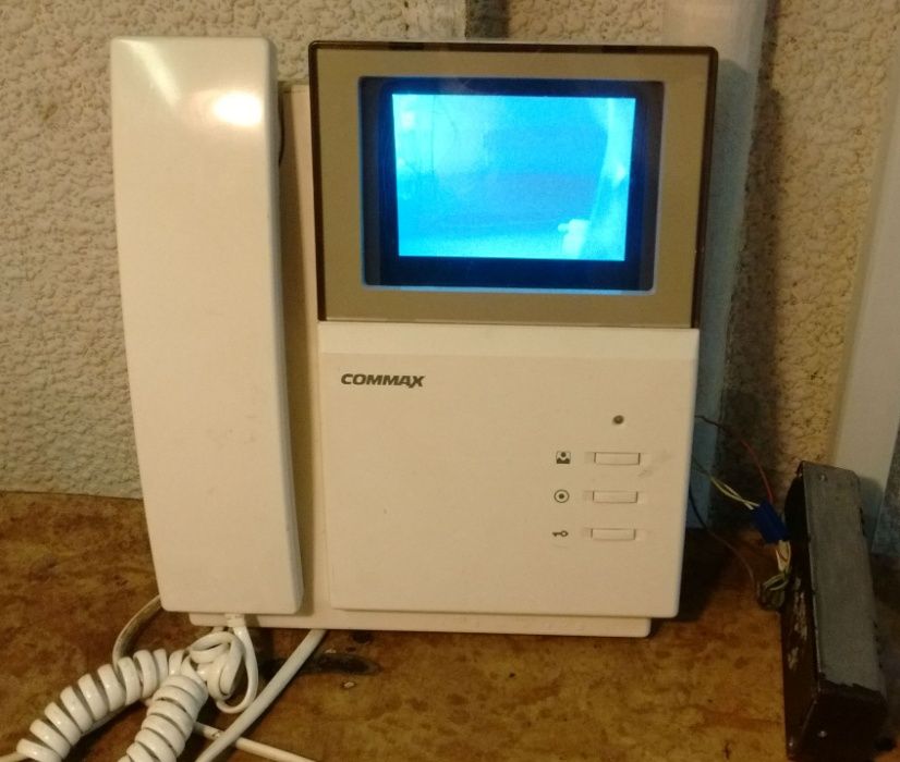 Ремонт домофонов в Киеве. Выезд мастера. Консультации.