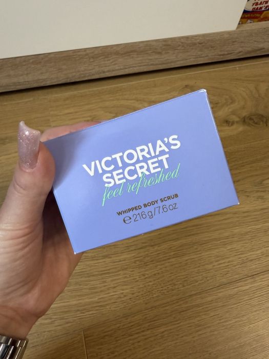 Крем-скраб для тіла victoria's secret Feel Refreshed Whipped Body