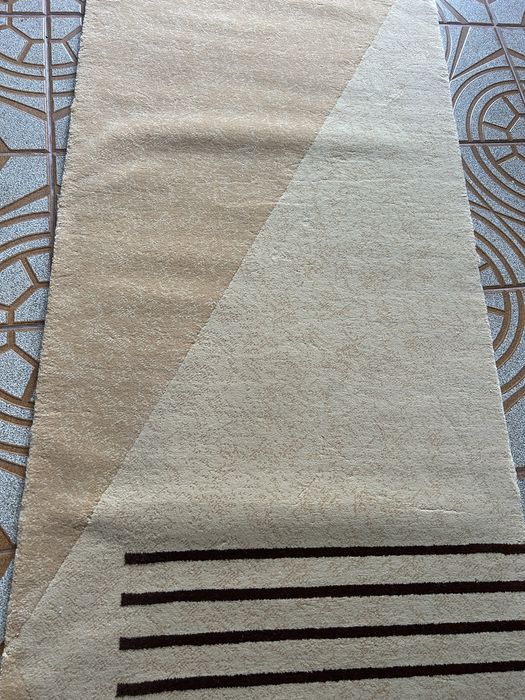 Passadeira creme nova