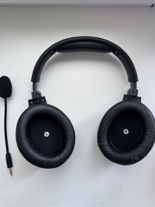 Навушники Audeze Mobius Carbon – планарні Bluetooth| 3D Audio | USB | AUX
