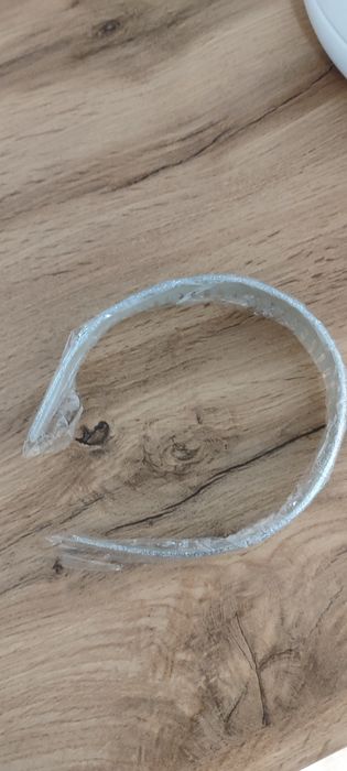 Srebrna opaska z brokatem – nowa
