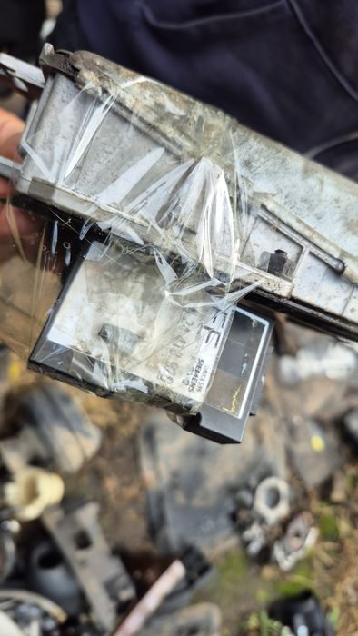 Єбу мозги блок управління двигуном м51 дизель омега б