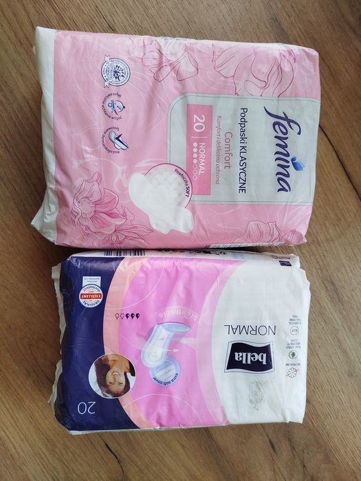 2 opakowania podpasek