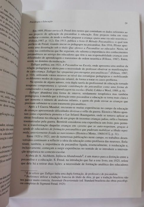 Pensar a Escola sob os olhares da Psicologia, de Ana  Paula Bertão