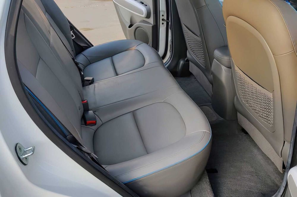 Kia Soul EV +      2015
