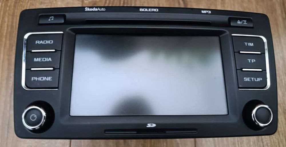 Radio Bolero Zmieniarka na 6CD Karta SD Kod w zestawie Skoda Octavia