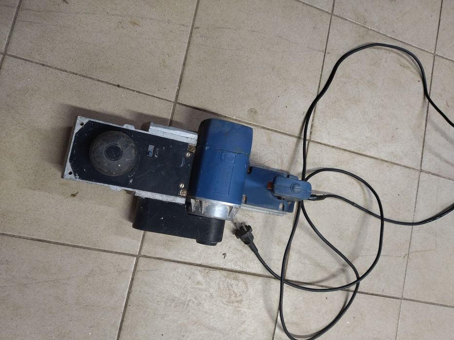Продам робочий електрорубанок