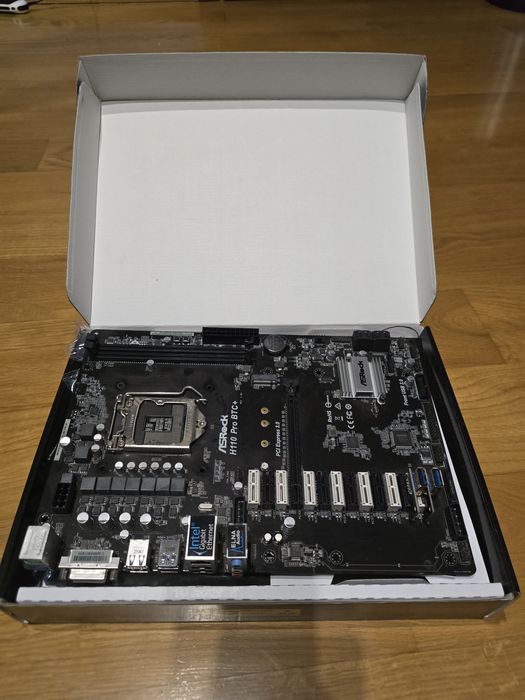 ASRock H110 Pro BTC+ komplet