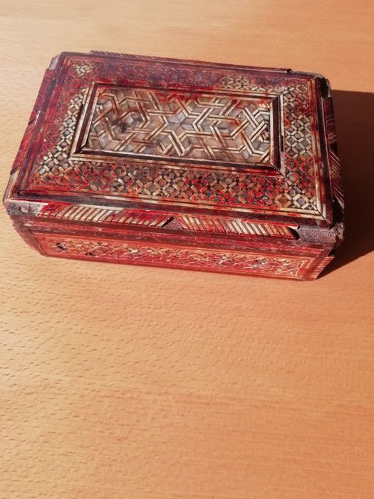 Conjunto de caixas em madeira.