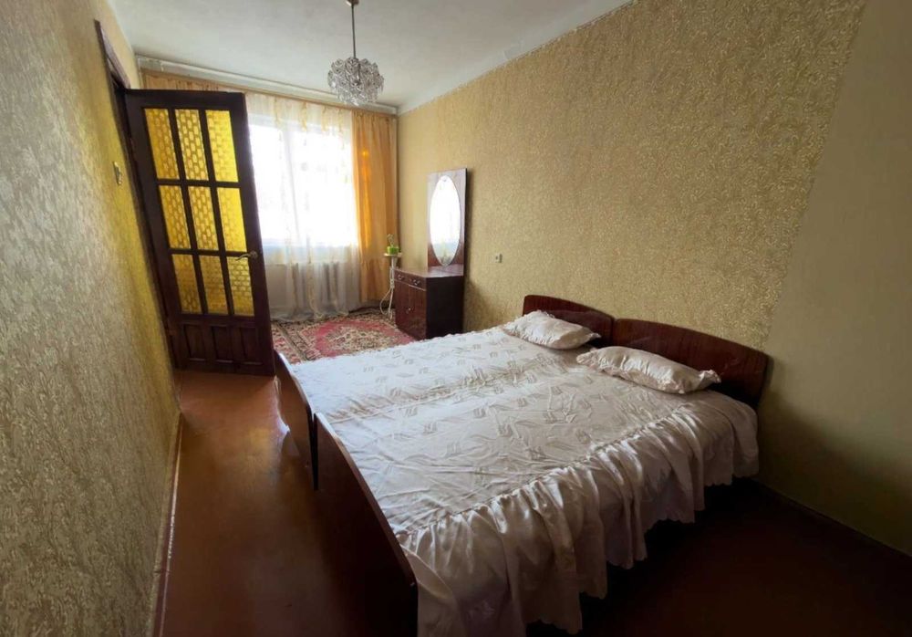 Охайна квартира з домашньою атмосферою Житній ринок