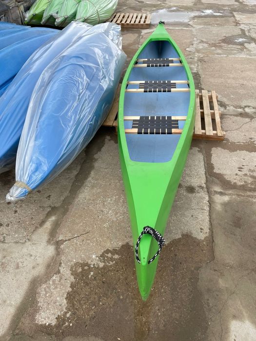 Canoe, kanu Tahe Dakota, używane, 5m