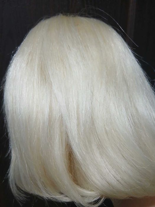 продам парик каре светлый