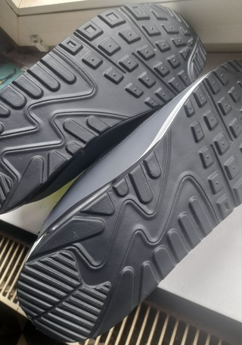 Nowe buty sportowe roz 44