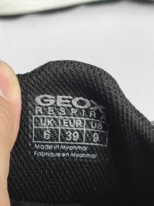 2- Geox D Spherica 4x4B Abx - Sneakersy r. 39