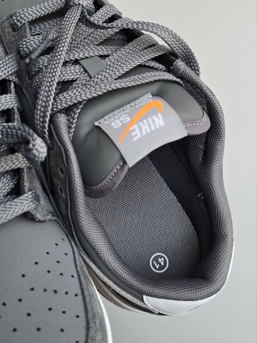 Чоловічі кросівки Nike SB Dunk Grey White