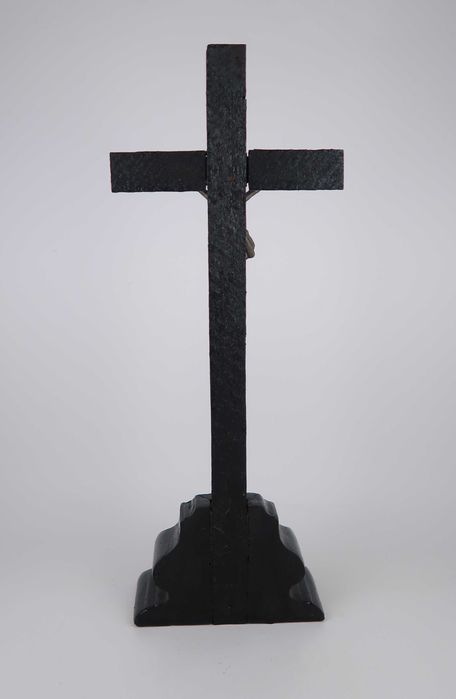 Crucifixo antigo em madeira - 35 cm