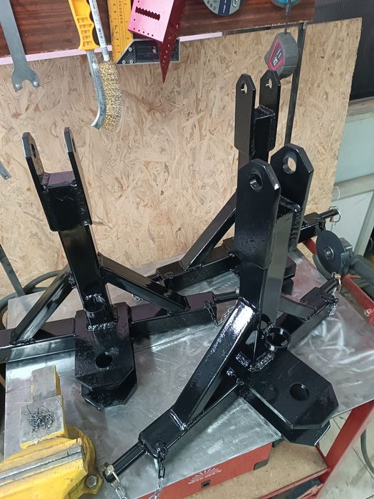 Причіпний пристрій для мінітрактора