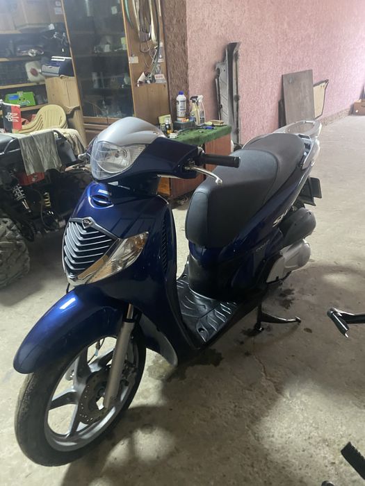 Honda sh 125 …..