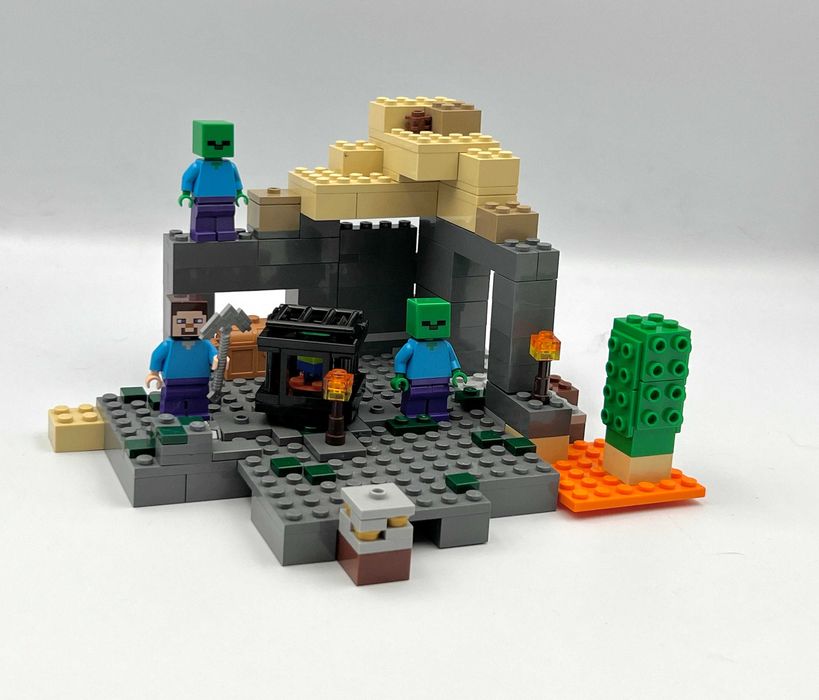 Lego Minecraft 21119 Loch komplet 100%