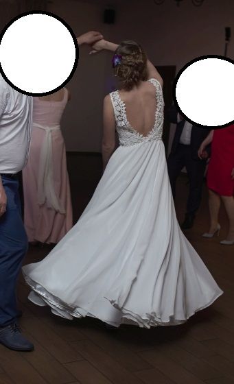 Suknia ślubna z muślinu