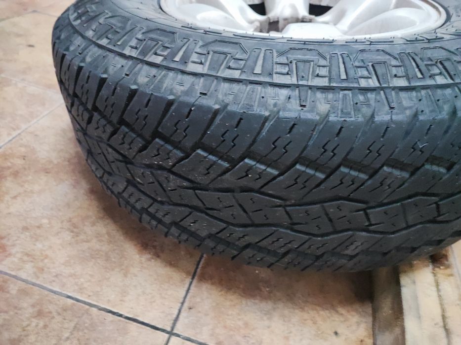 4 Jantes Nissan Patrol 16' com pneus 6x139.7