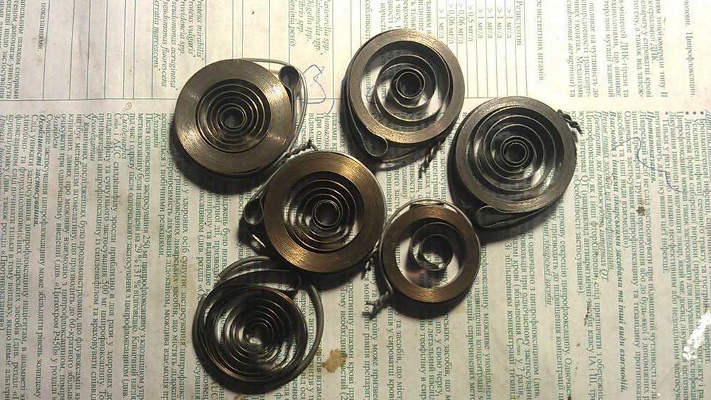 Пружини до нависних часов (СССР-ризни).