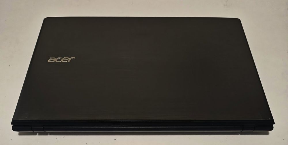 Продаю мощный ноутбук Acer!