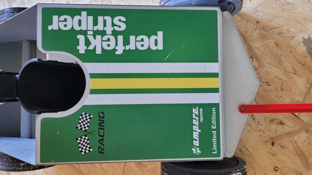 Profesjonalny wózek do malowania linii – Perfekt Striper