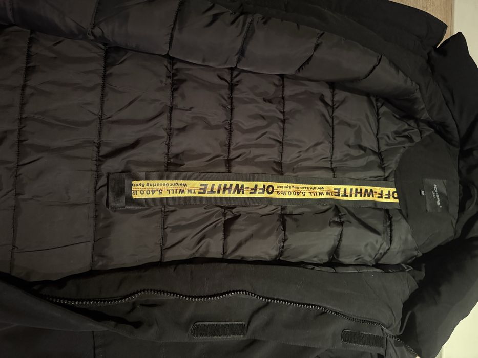 Продам куртку мужскую off white