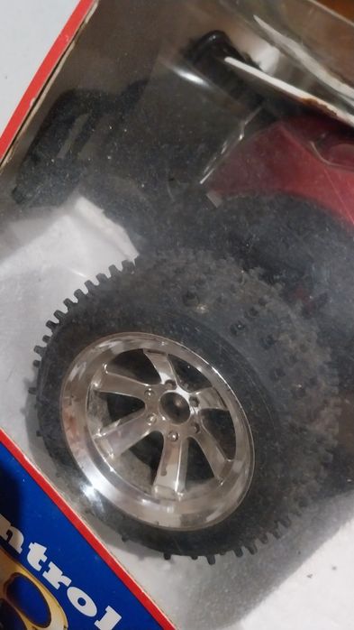 Carro telecomandado Nikko Zeros