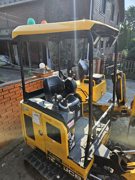 Міні-екскаватор JCB 16C-1