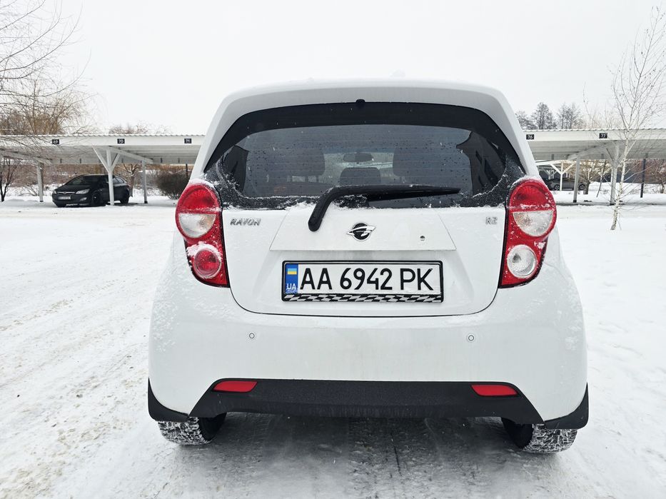 Продаж Ravon R2 2017 року