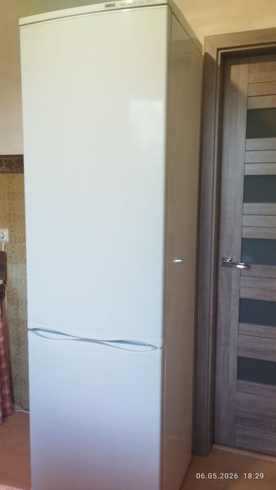 Продам холодильник ATLANT б/у