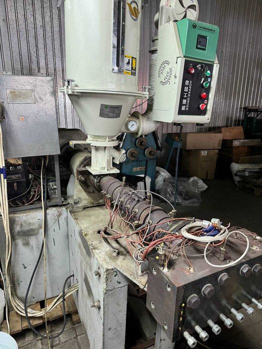 Агрегат для производства пластиковой вощины