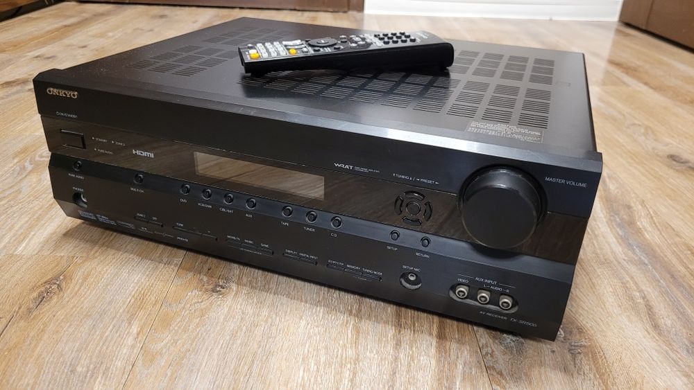 Amplituner Onkyo TX-SR506