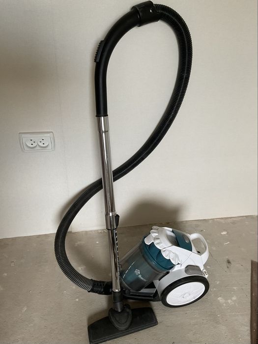 пилосос Domotec 3000W