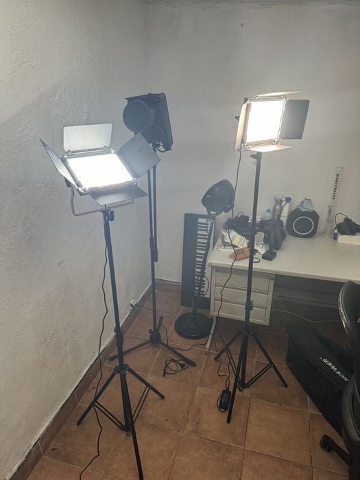 Iluminação Neewer 530 RGB – Unidade ou Par (2 Pack) – Como Nova