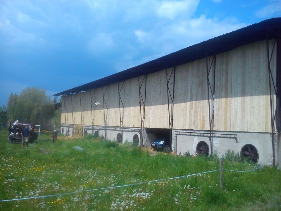 Wymiana desek na stodole, rozbiórka, skup drewna, stare deski