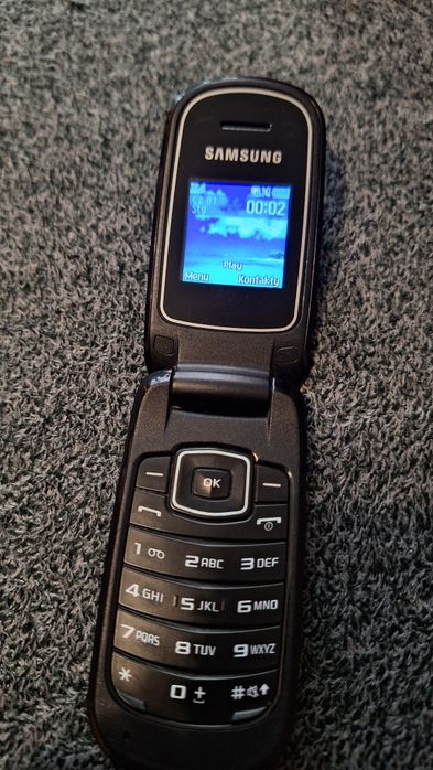 Telefon Samsung GT-E1150i + bateria + ładowarka.  Bez SIMLOCK! Sprawny