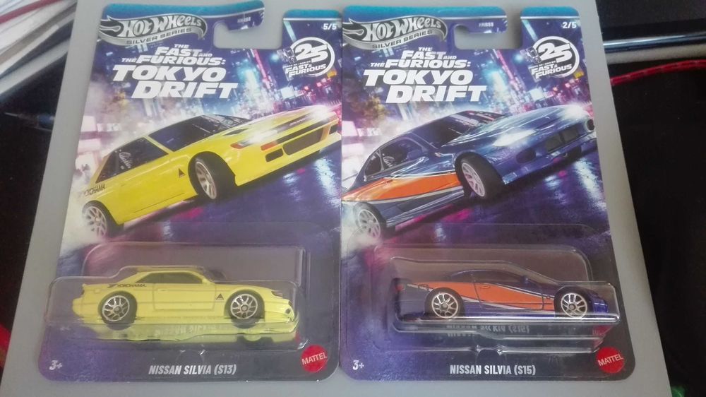 Hot Wheels Nissan Silvia S13 i S15