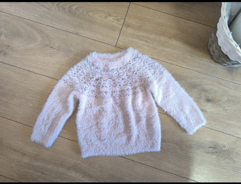 Sweterek dzianinowy dla dziewczynki Primark r. 104cm