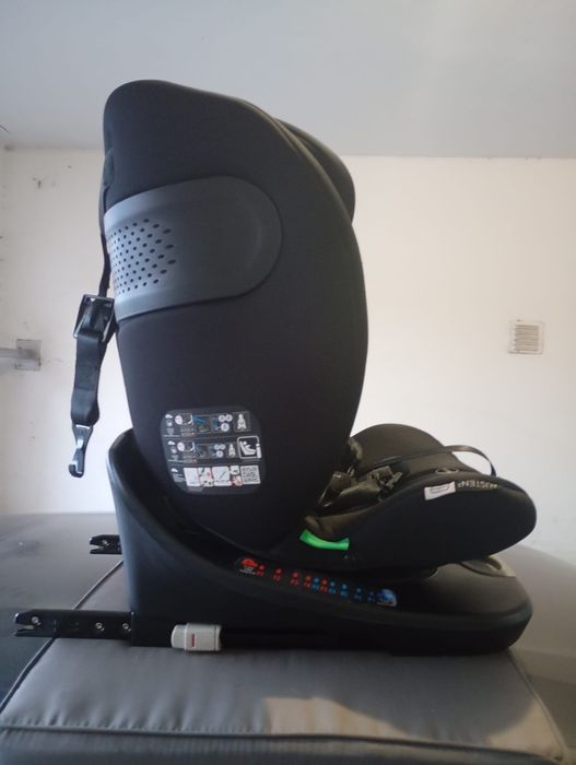 Cadeira auto com isofix e Rotativa COMO NOVA