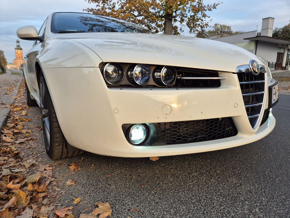 Halogeny LED Alfa Romeo 159 Brera Spider lampa światła przeciwmgielne
