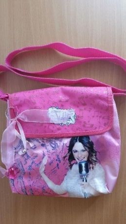 NOVAS | Malas Hello Kitty e Violetta da Disney