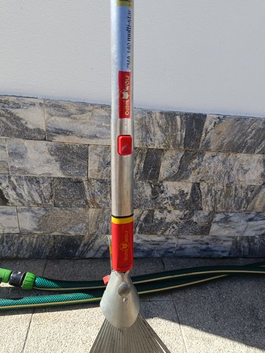 Vassoura Regulável Jardim Outils Wolf (Inclui cabo)