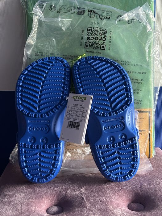 Chodaki Crocs modrak z ozdobami Disneya 36/37