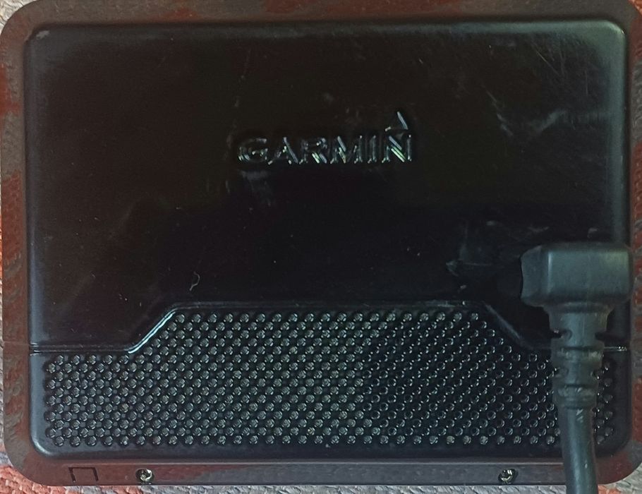 Продам GPS навигатор