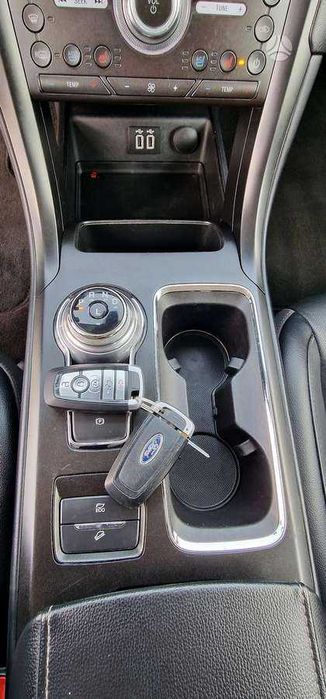Ford Fusion 2019 гібрид